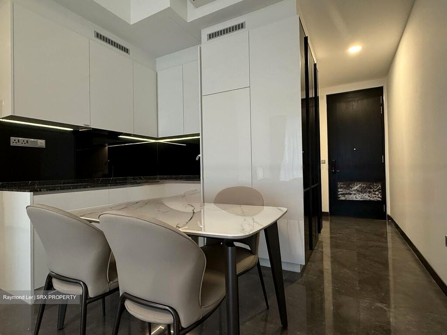 Midtown Bay (D7), Apartment #460209601